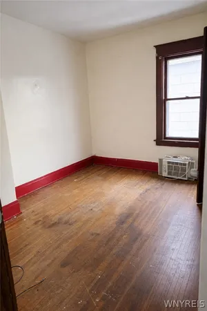 $1,500 | 63 Holmes Street, Buffalo, NY 14207