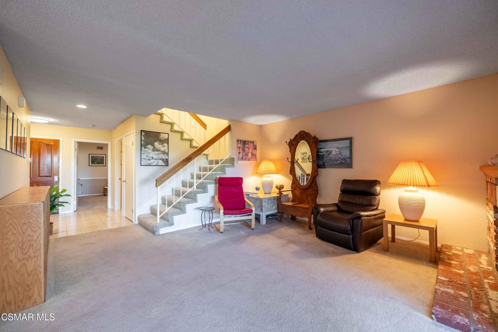 19602 Eagle Ridge Lane Porter Ranch, CA 91326 - Photo 9 of 49 Gallery Image 9
