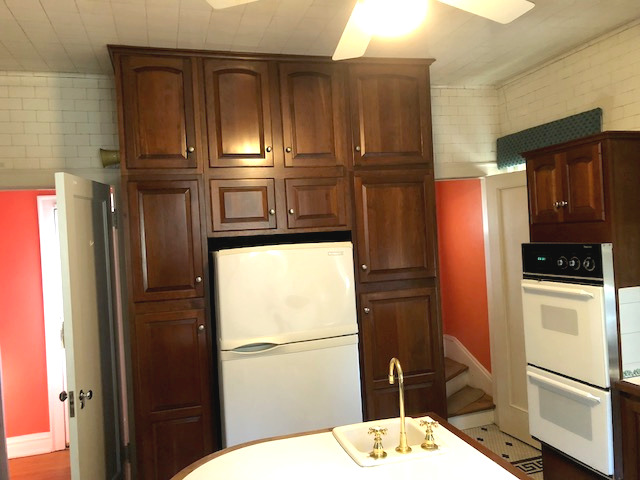 906 North Sheridan Road Waukegan, IL 60085 - Photo 13 of 34 a bathroom with a refrigerator