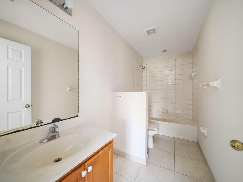 2223 Rockport Road Port St. Lucie, FL 34953 - Photo 9 of 25 Master bathroom