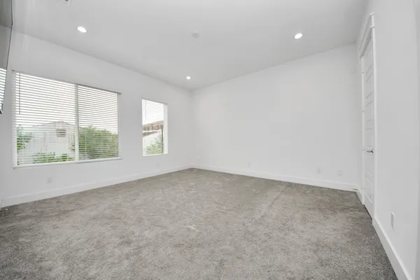 $3,095 | 4608 Coke Street, Houston, TX 77020