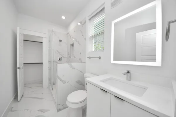 $3,095 | 4608 Coke Street, Houston, TX 77020