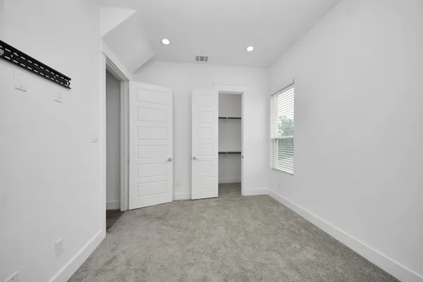 $3,095 | 4608 Coke Street, Houston, TX 77020