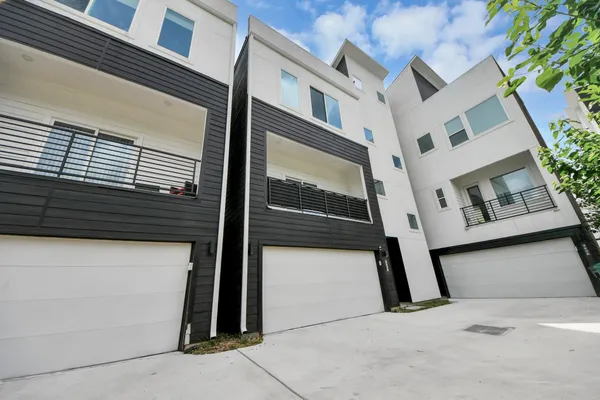 $3,095 | 4608 Coke Street, Houston, TX 77020