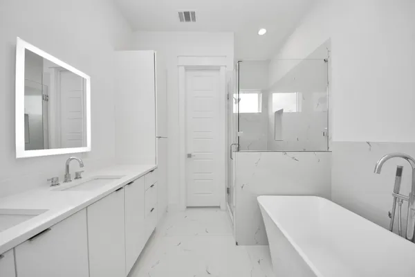 $3,095 | 4608 Coke Street, Houston, TX 77020