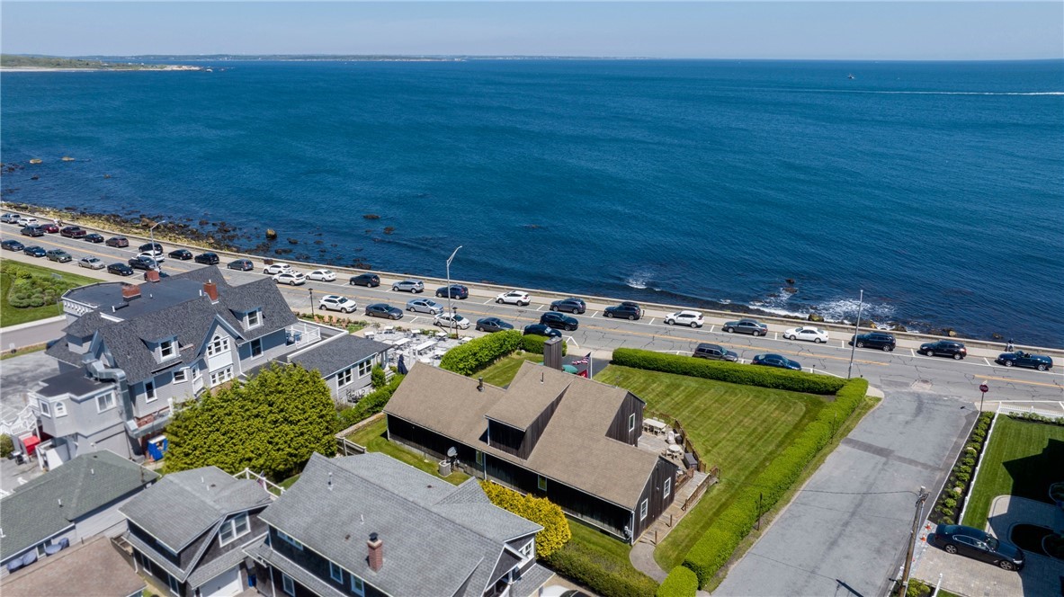 121 Ocean Road Narragansett, RI 02882 - Photo 18 of 36 Gallery Image 18