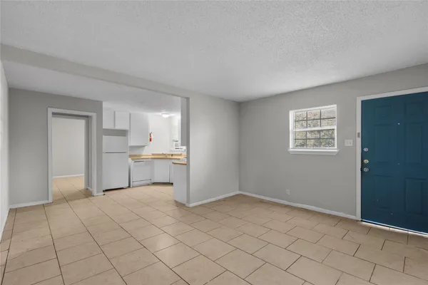 $1,175 | 3501 Avenue M, Unit 4, Galveston, TX 77550