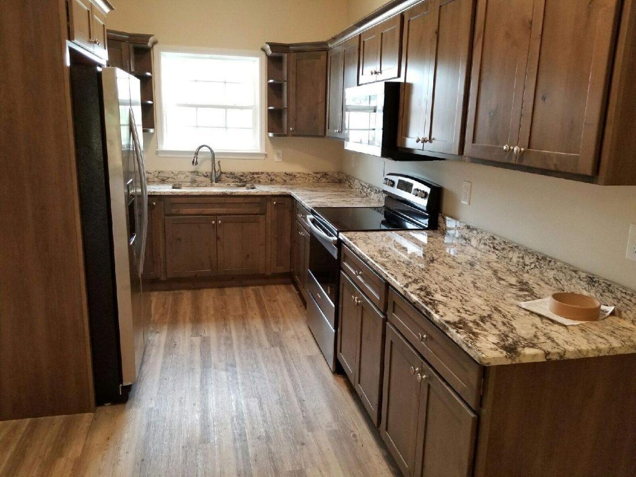 5977 Commons Lane Northeast Cleveland, TN 37312 - Photo 4 of 6 22920