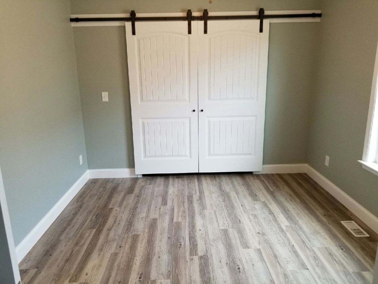 5977 Commons Lane Northeast Cleveland, TN 37312 - Photo 5 of 6 22921