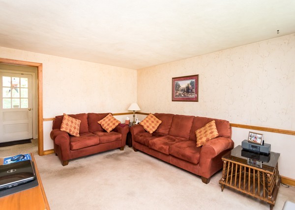 27 Arcadia Road Norwood, MA 02062 - Photo 10 of 19 Gallery Image 10