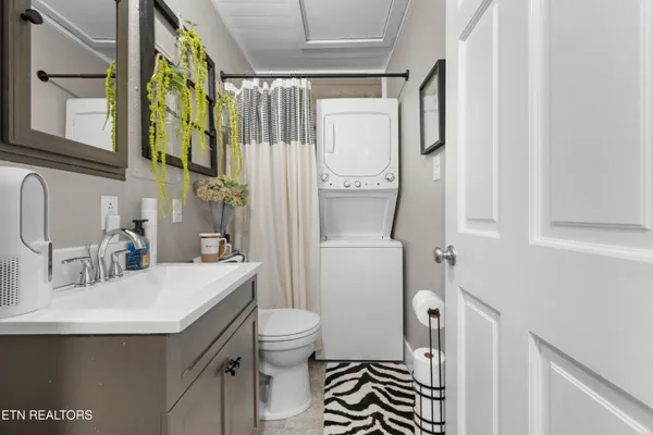 $269,900 | 4304 Little Creek Way, Unit M, Cosby, TN 37722