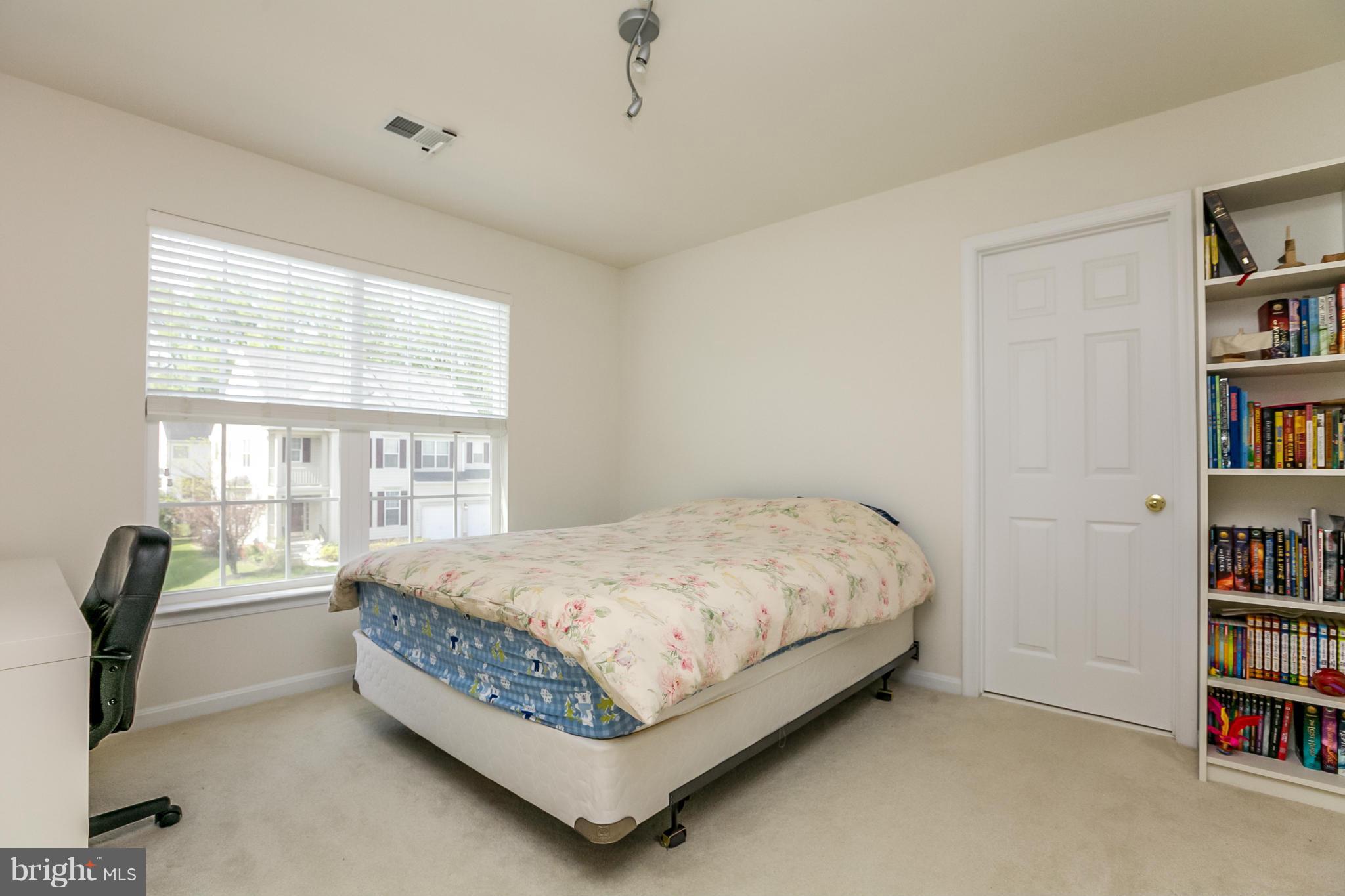 2008 Thistlewood Road Baltimore, MD 21209 - Photo 14 of 30 Bedroom 3
