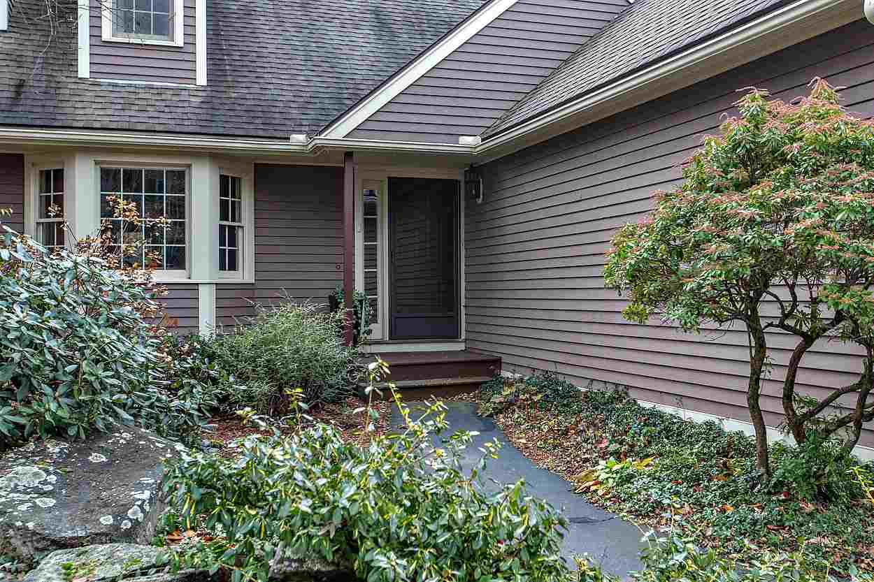 26 Villager Road Chester, NH 03036 - Photo 2 of 40