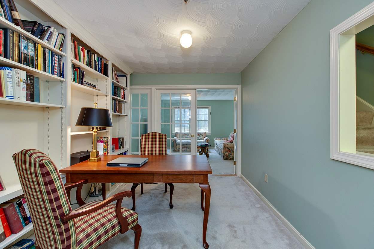 26 Villager Road Chester, NH 03036 - Photo 28 of 40