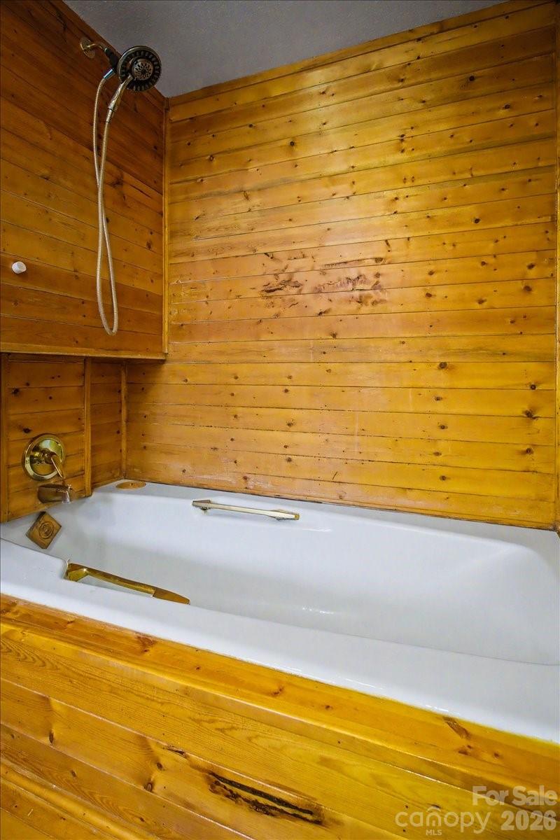 170 Styles Road Burnsville, NC 28714 - Photo 17 of 37