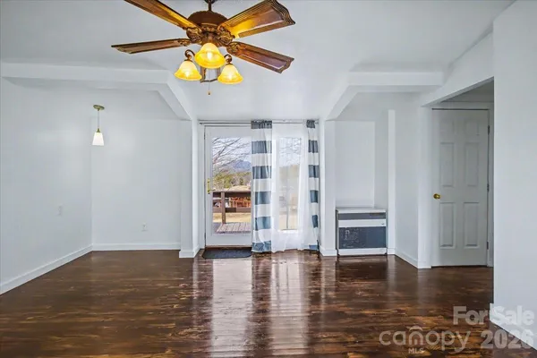 $274,900 | 170 Styles Road, Burnsville, NC 28714