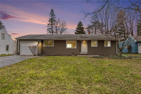 $189,900 | 222 West Craig Hill Drive, Greece, NY 14626