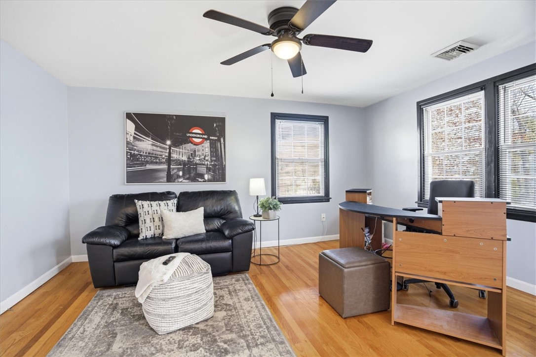 149 Rowe Avenue Pawtucket, RI 02861 - Photo 22 of 40