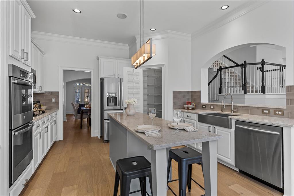 285 Wembley Circle Atlanta, GA 30328 - Photo 14 of 44