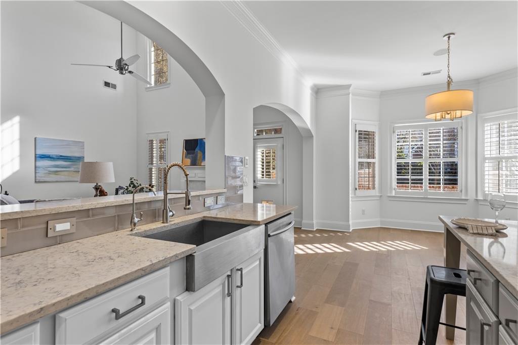 285 Wembley Circle Atlanta, GA 30328 - Photo 16 of 44