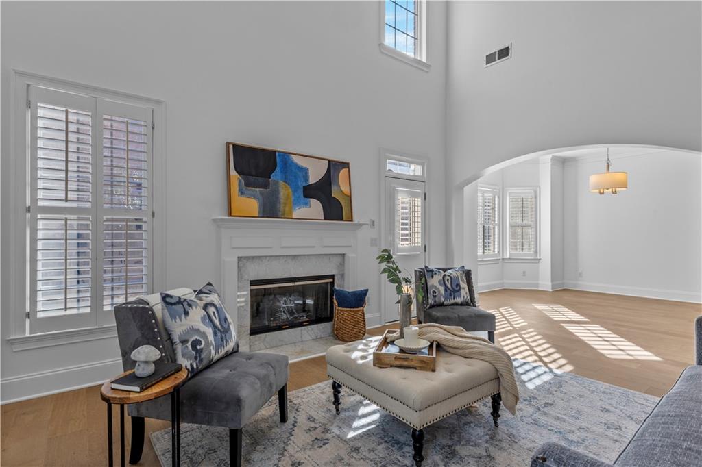 285 Wembley Circle Atlanta, GA 30328 - Photo 4 of 44