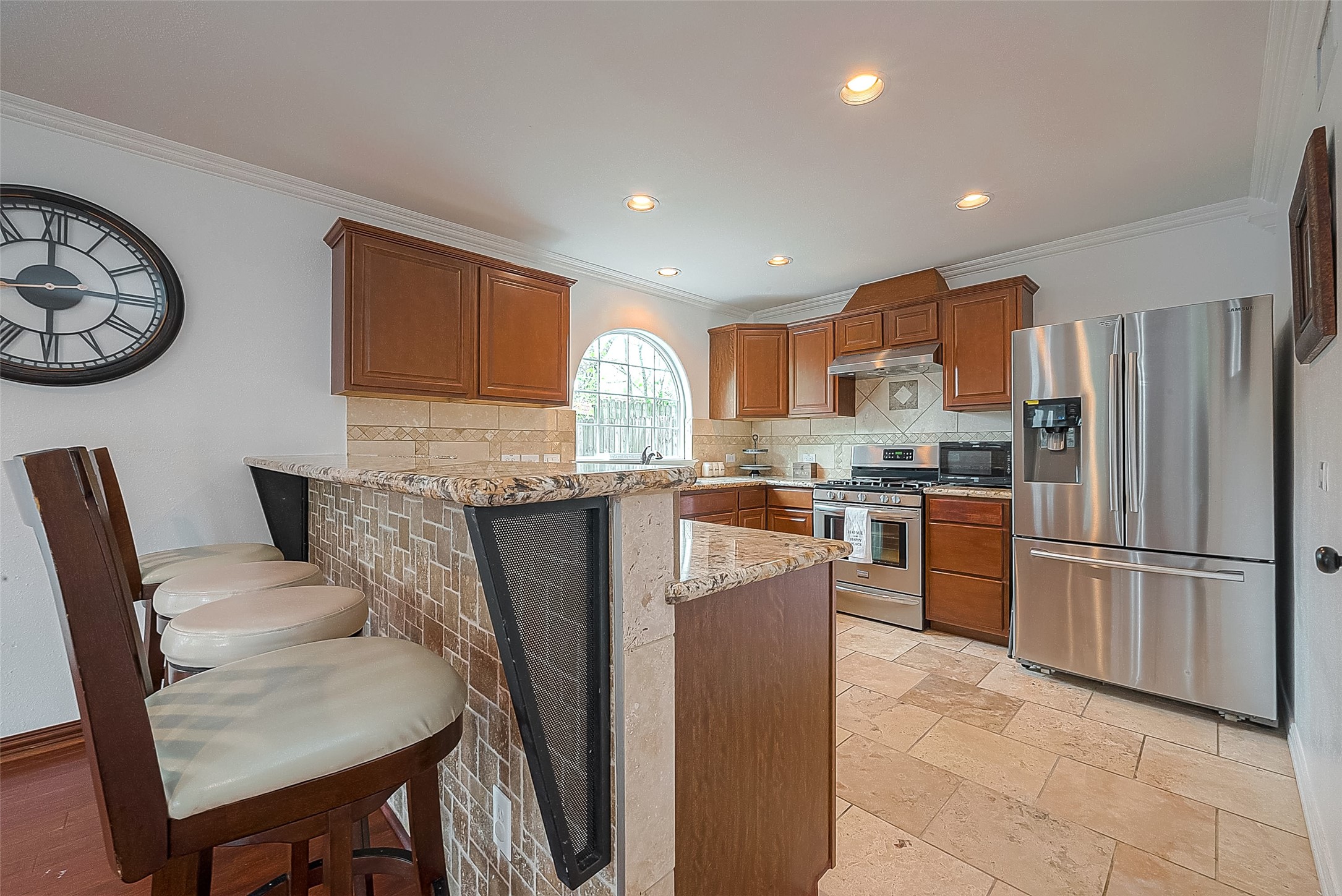 6703 Winton Street Houston, TX 77021 - Photo 14 of 49 Spacious kitchen with ample storage