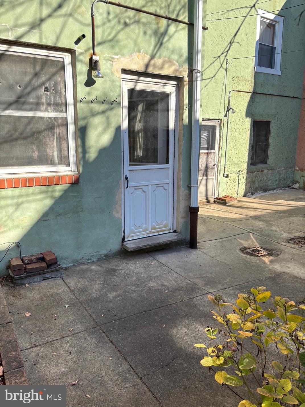 904-906 Greenwich Street Philadelphia, PA 19147 - Photo 13 of 22 Exterior Rear