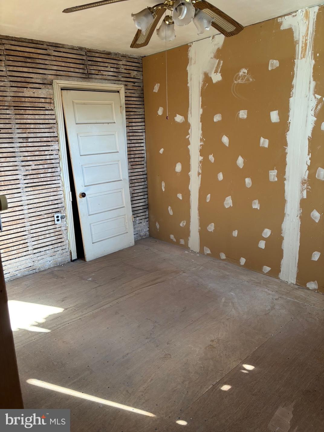 904-906 Greenwich Street Philadelphia, PA 19147 - Photo 9 of 22 Bedroom