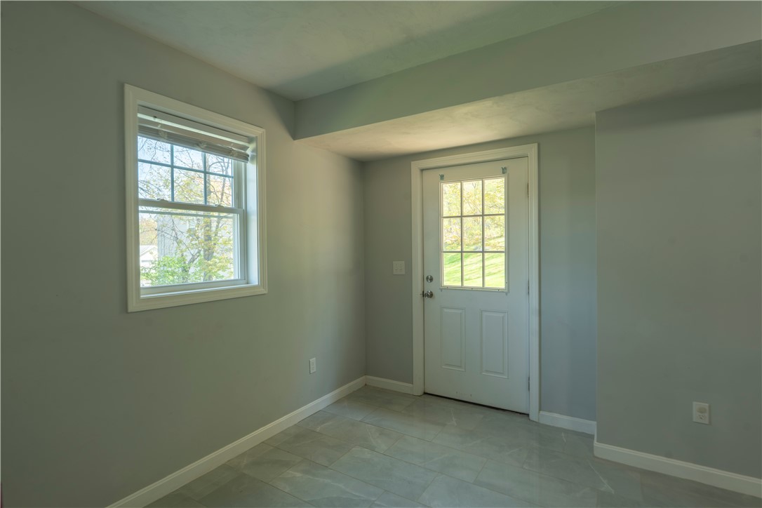 230 Manila Avenue Woonsocket, RI 02895 - Photo 19 of 24