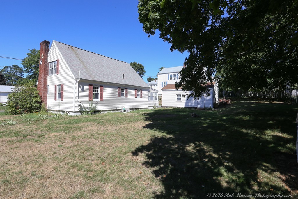 49 Larchwood Road Methuen, MA 01844 - Photo 5 of 21 Gallery Image 5