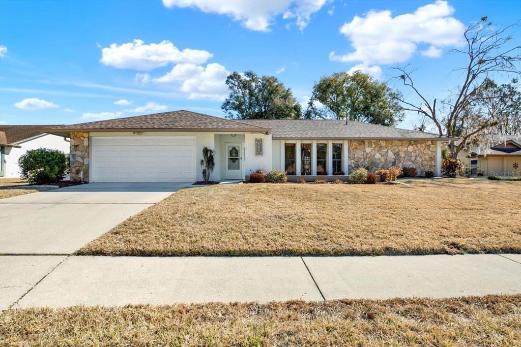 401 Running Horse Road Seffner, FL 33584 - Photo 1 of 35