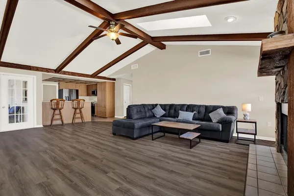 $499,000 | 401 Running Horse Road, Seffner, FL 33584