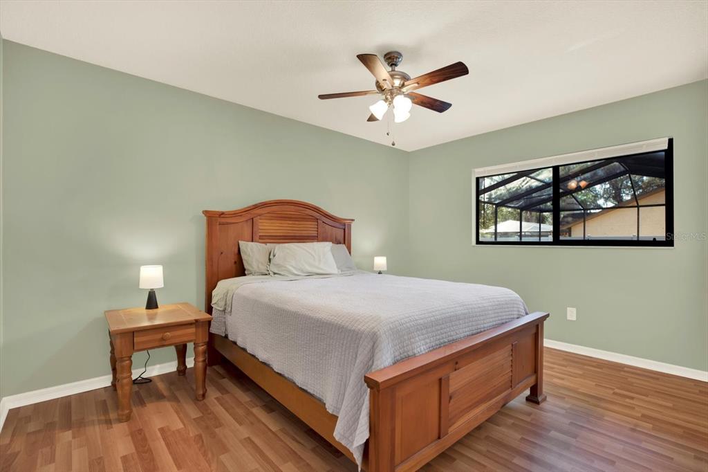 401 Running Horse Road Seffner, FL 33584 - Photo 18 of 35