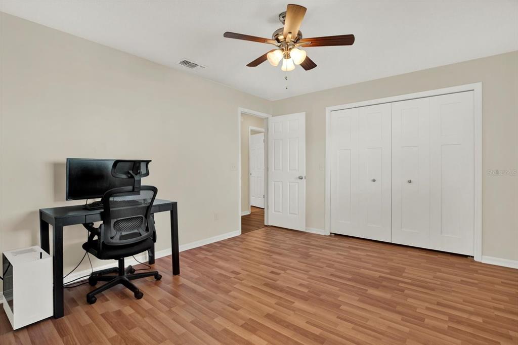 401 Running Horse Road Seffner, FL 33584 - Photo 21 of 35