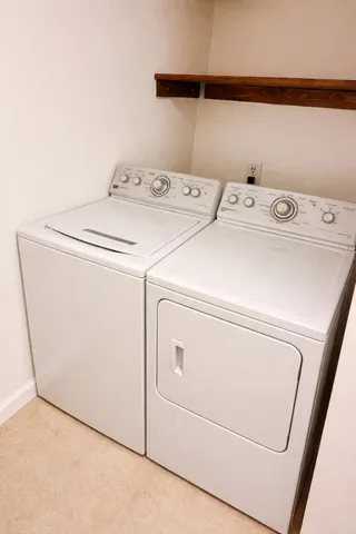 $2,250 | 31 Lake Arbor Drive, Palm Springs, FL 33461