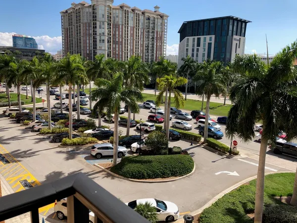$3,500 | 651 Okeechobee Boulevard, West Palm Beach, FL 33401