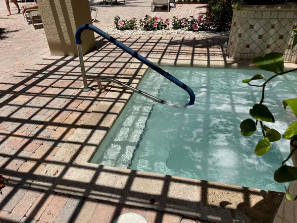 $3,500 | 651 Okeechobee Boulevard, West Palm Beach, FL 33401