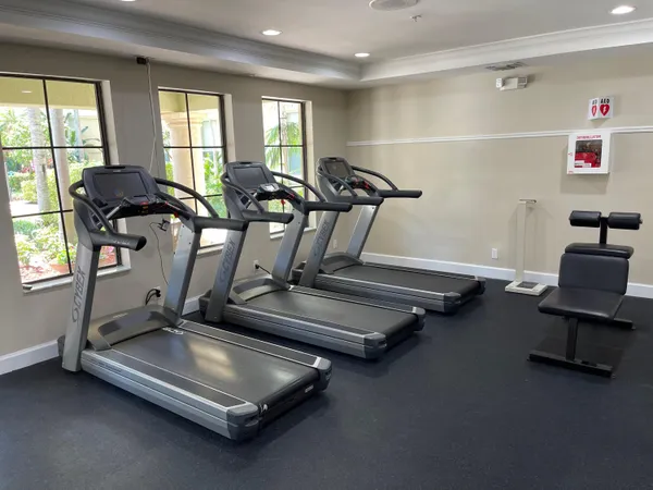 $3,500 | 651 Okeechobee Boulevard, West Palm Beach, FL 33401