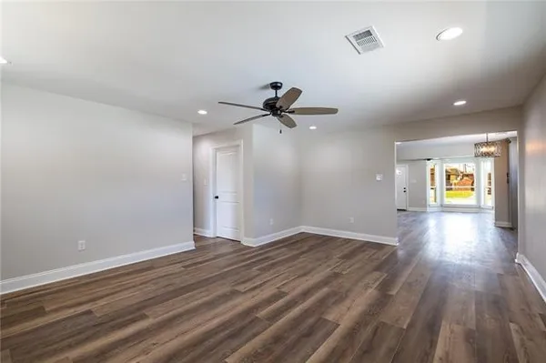 $255,000 | 404 Alpaca Drive, Arabi, LA 70032