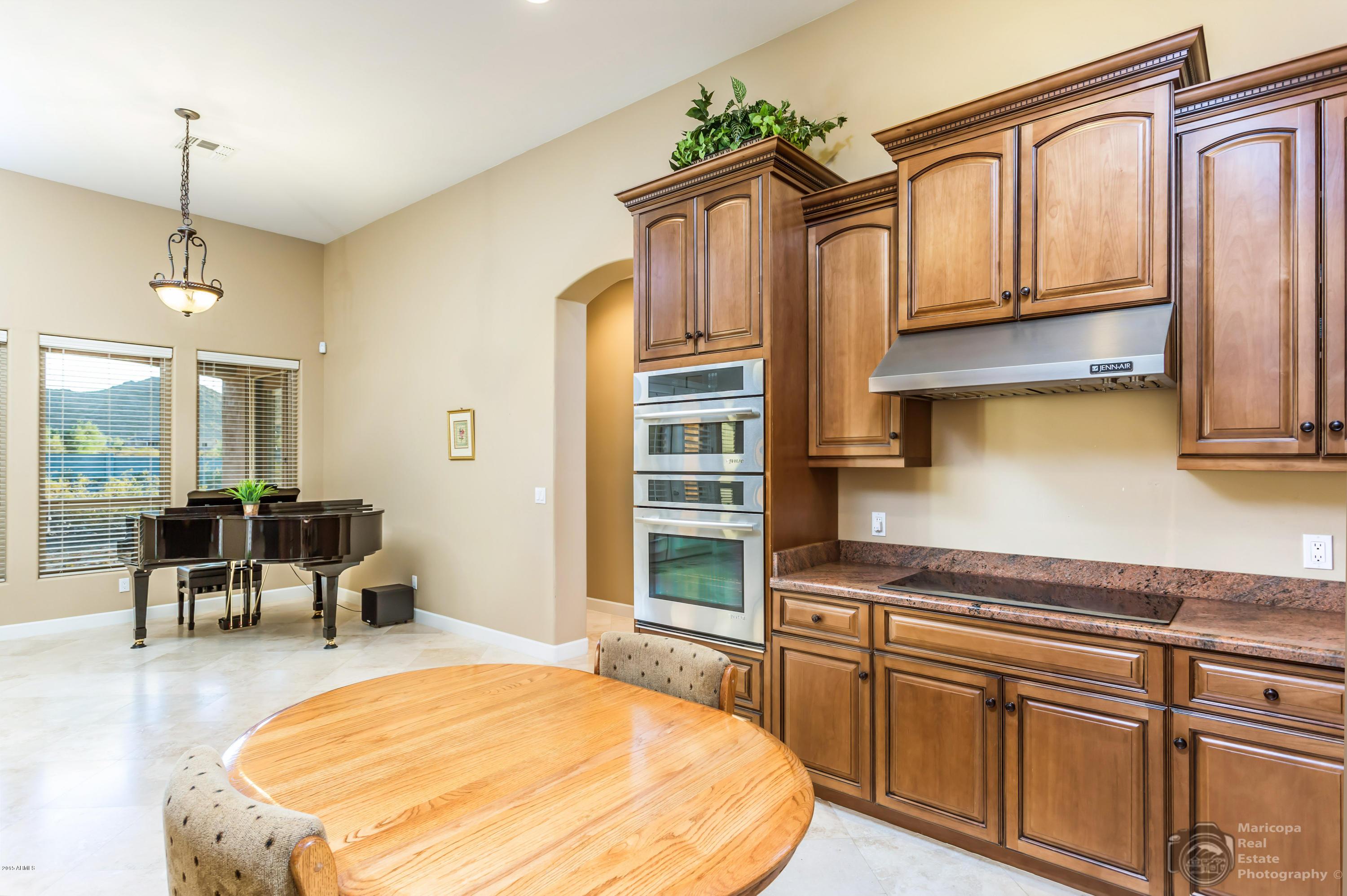 3913 West Carver Road Laveen, AZ 85339 - Photo 7 of 27 8