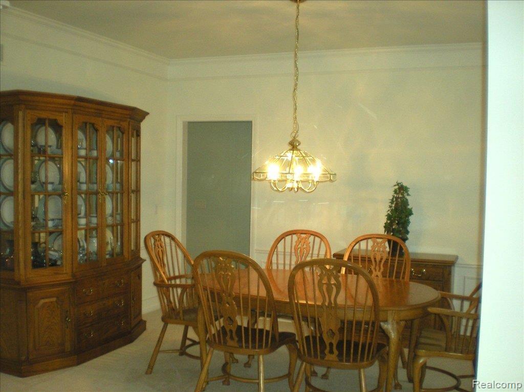Dining Rm