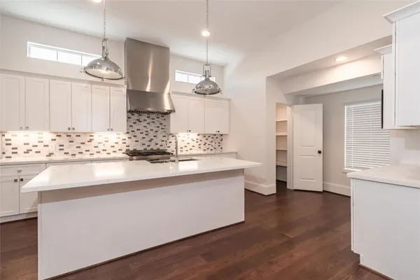 $3,695 | 3821 North Braeswood Boulevard, Unit C, Houston, TX 77025