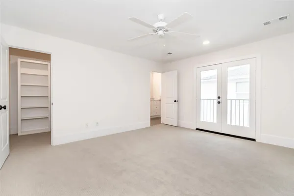 $3,695 | 3821 North Braeswood Boulevard, Unit C, Houston, TX 77025