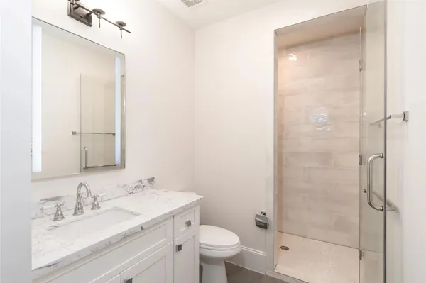 $3,695 | 3821 North Braeswood Boulevard, Unit C, Houston, TX 77025