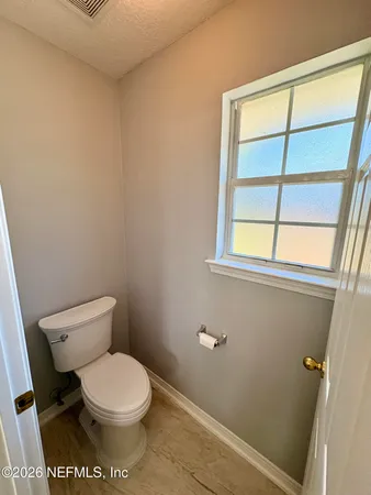 $2,400 | 15677 Moss Hollow Drive, Jacksonville, FL 32218