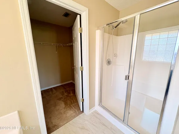 $2,400 | 15677 Moss Hollow Drive, Jacksonville, FL 32218