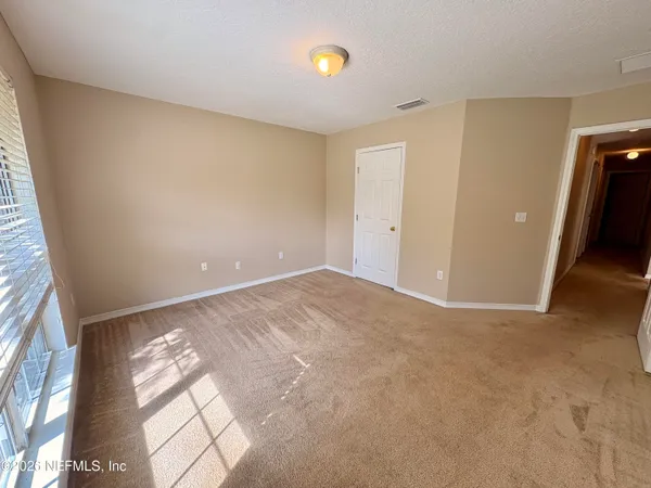 $2,400 | 15677 Moss Hollow Drive, Jacksonville, FL 32218