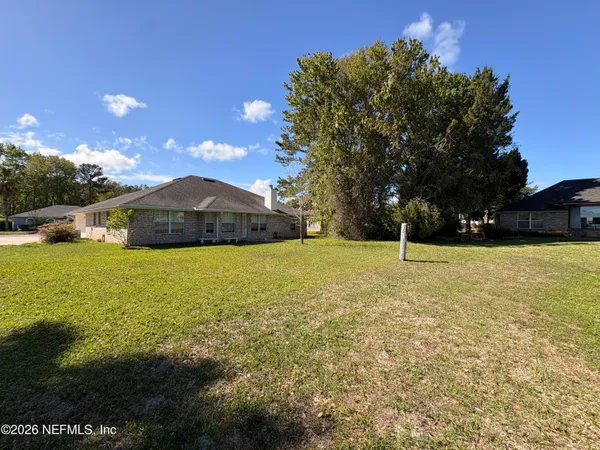 $2,400 | 15677 Moss Hollow Drive, Jacksonville, FL 32218