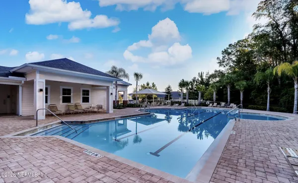 $2,400 | 15677 Moss Hollow Drive, Jacksonville, FL 32218