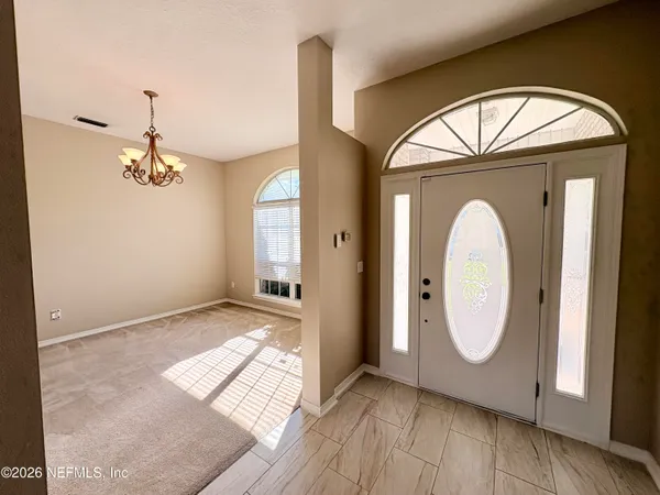 $2,400 | 15677 Moss Hollow Drive, Jacksonville, FL 32218